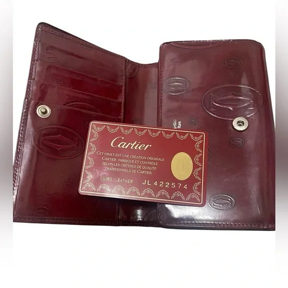 💜💚Cartier Burgundy Leather Wallet. - Picture 3 of 11